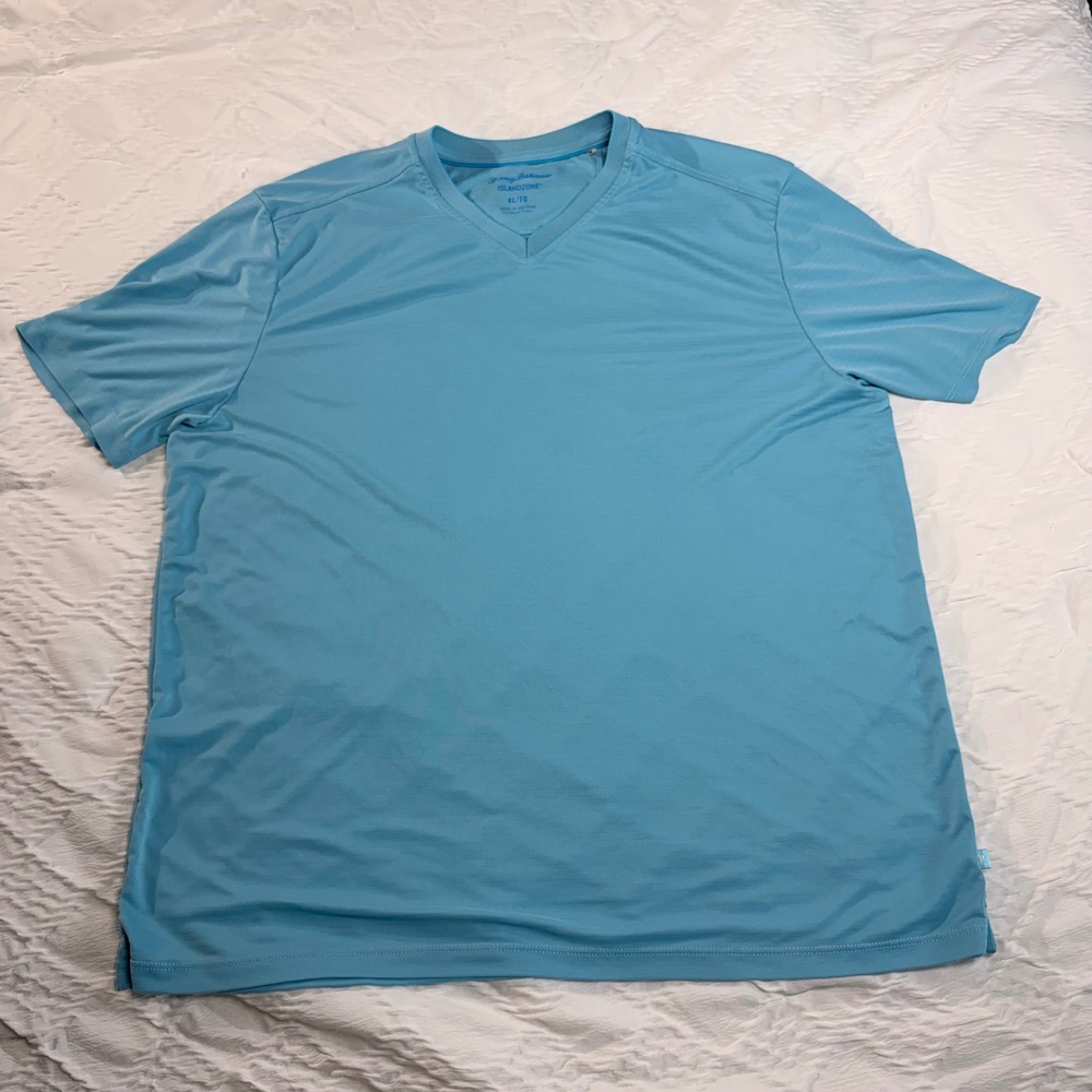 Tommy Bahama IslandZone Mens XL V-Neck T-Shirt Blue Performance Short Sleeve